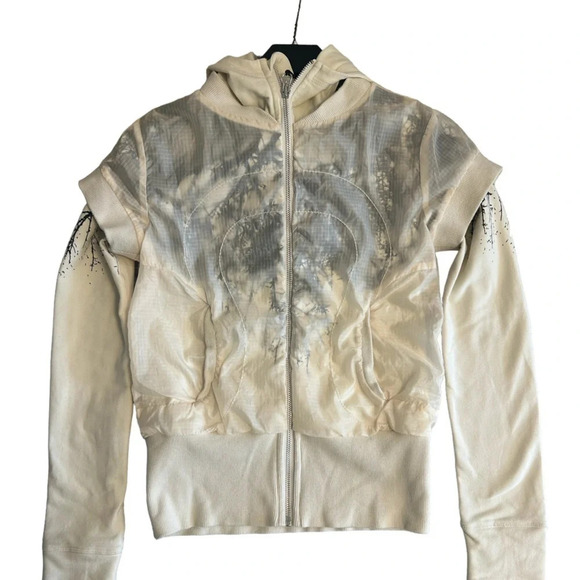 Lululemon Elemental bomber size 4 very rare in mint/newish condition - Picture 2 of 11